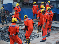 【尼泊尔地震】合作救援