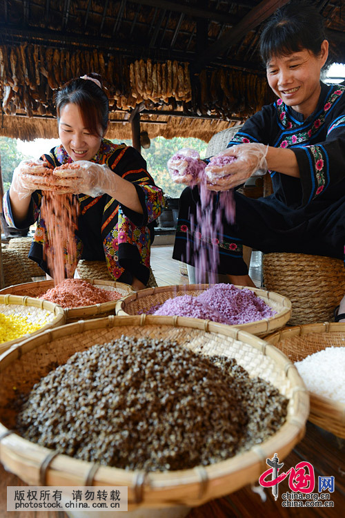 Ŵ׷ֱȾɫɫװϹ켴ɫޡͷסӨ͸ɫŴ׷йͼƬ Τ 